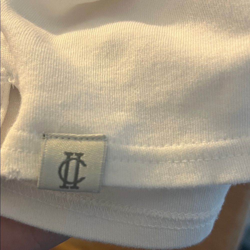 Preowned Chapter White Polo with Black Collar and Sleeve Trim Size Medium . - Picture 5 of 12